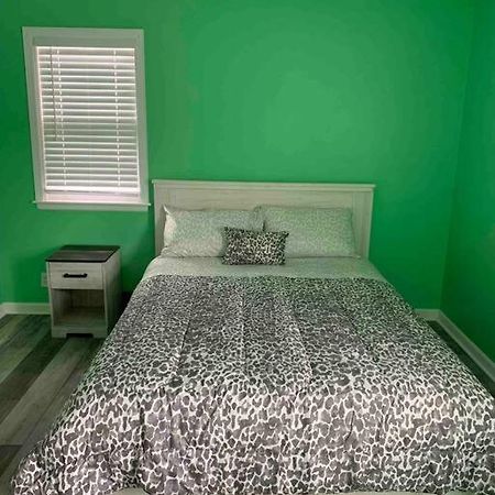 Вилла Remodeled House Minutes To Falls Attractions Ниагара-Фолс Экстерьер фото